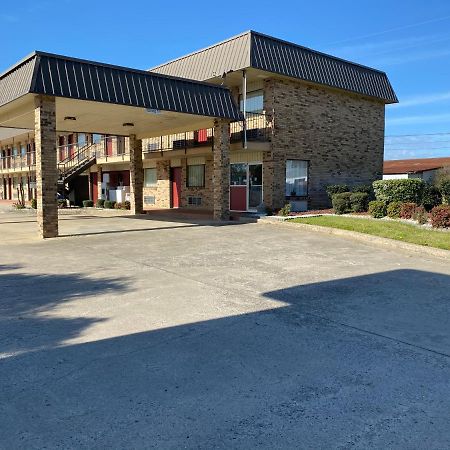 Budget Host Inn - Baxley Exterior photo